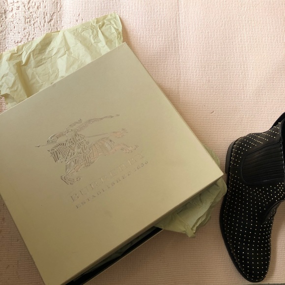 BURBERRY STUDED BOOTIES - Picture 3 of 5